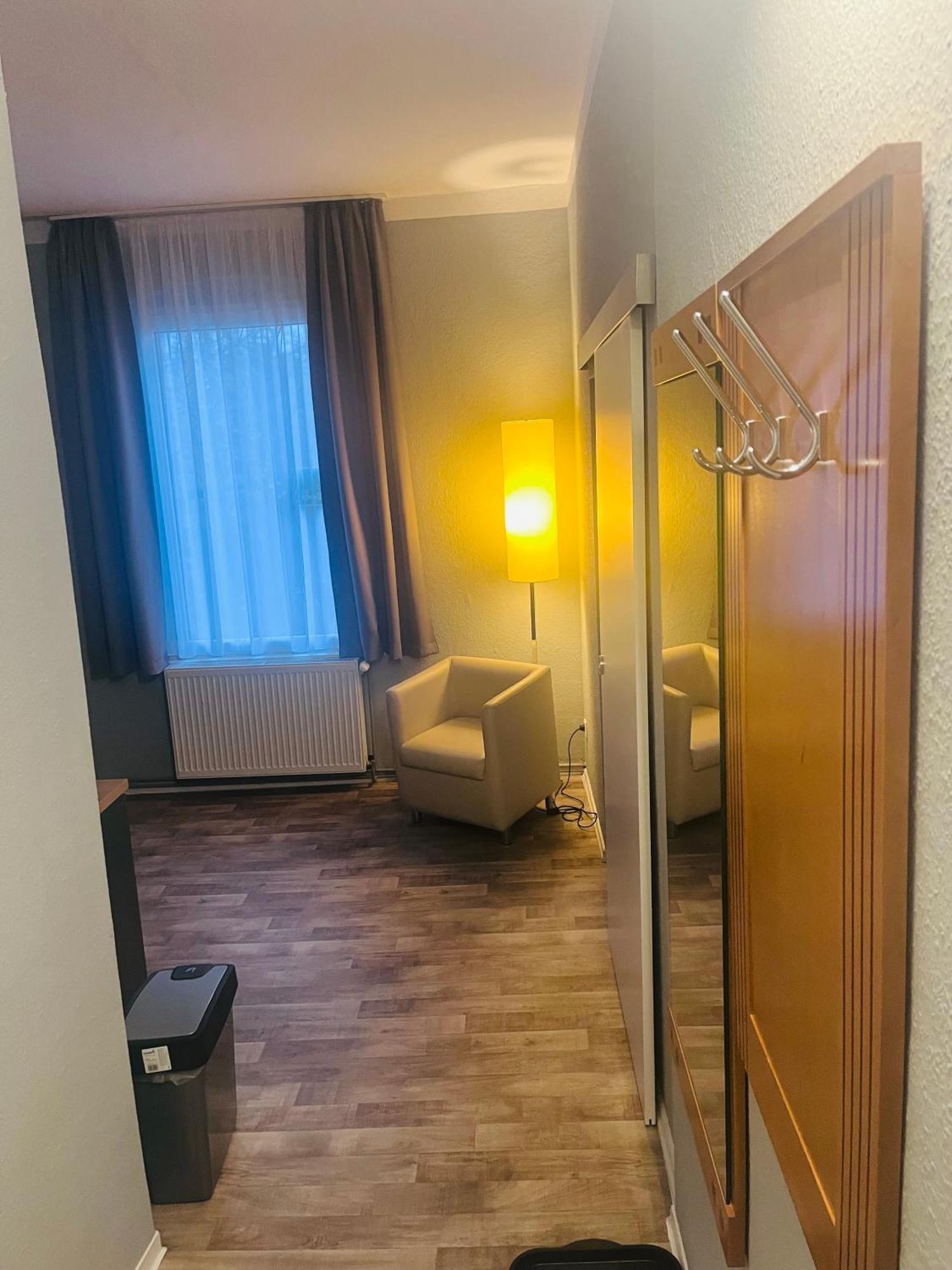 Dessau-Rosslau Pension Am Pollingpark Haus II מראה חיצוני תמונה