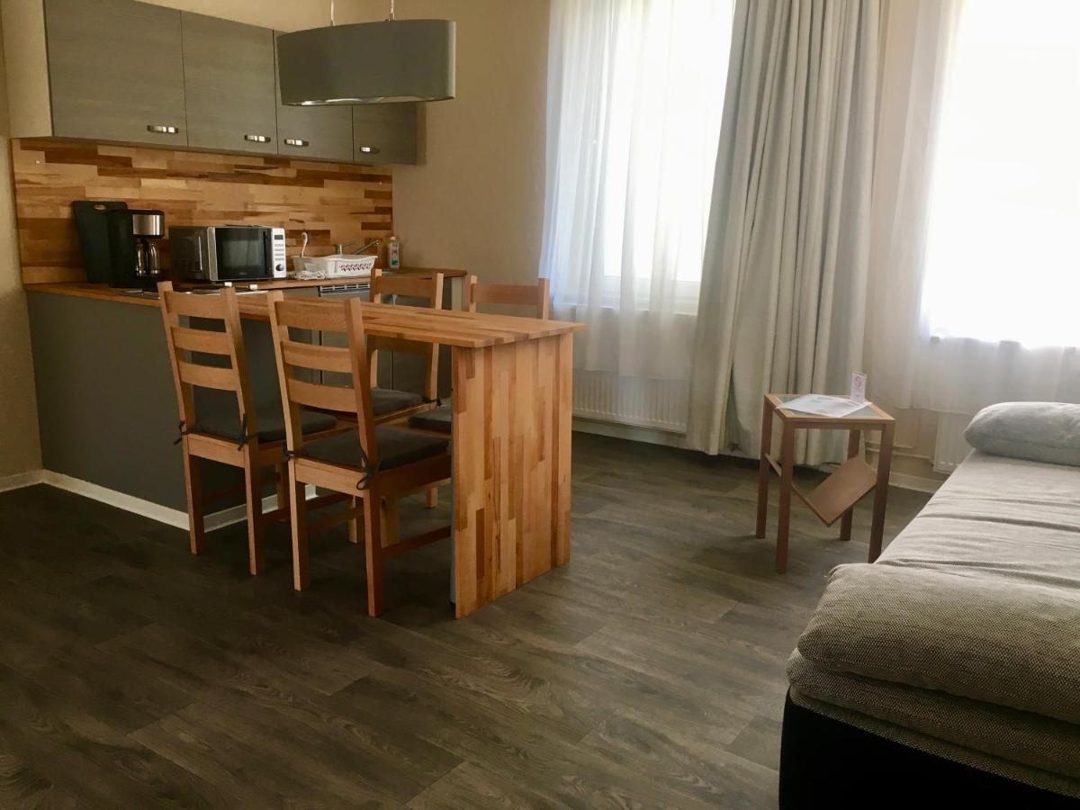 Dessau-Rosslau Pension Am Pollingpark Haus II מראה חיצוני תמונה