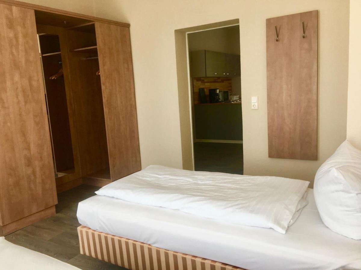 Dessau-Rosslau Pension Am Pollingpark Haus II מראה חיצוני תמונה