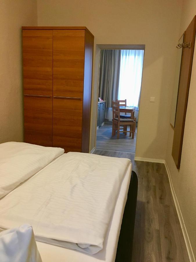 Dessau-Rosslau Pension Am Pollingpark Haus II מראה חיצוני תמונה